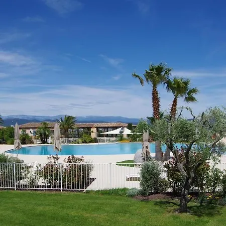 别墅 La Provencale